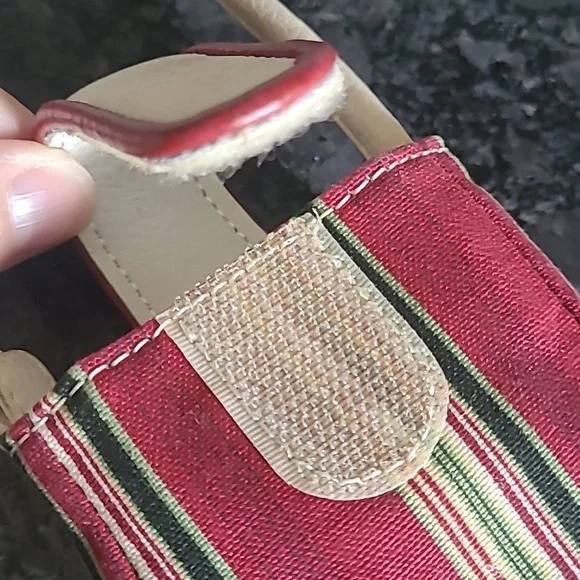 Longaberger Striped ID/Hand Sanitizer Holder - Picture 4 of 13